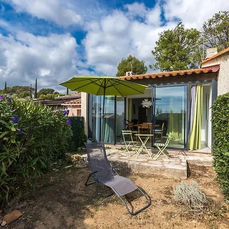 Maisonnette Bord De Holiday home *